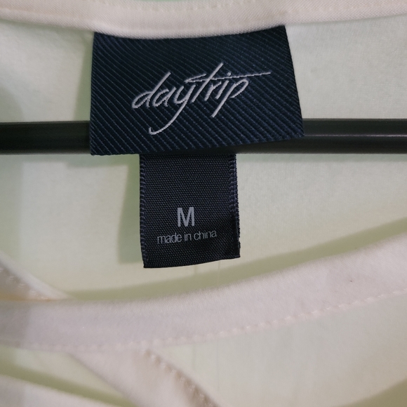 Daytrip long sleeve top - Picture 2 of 3